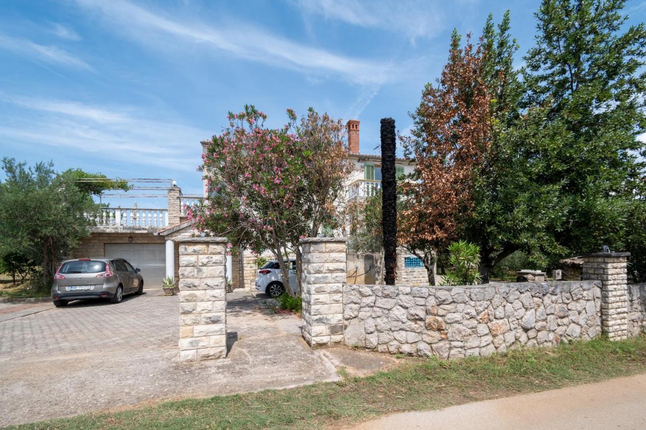 Apartments And Rooms By The Sea Mrljane, Pasman - 327 Neviđane Zewnętrze zdjęcie