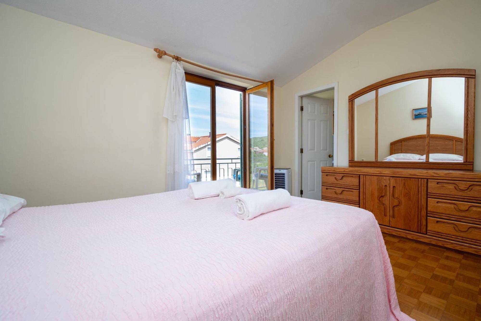 Apartments And Rooms By The Sea Mrljane, Pasman - 327 Neviđane Pokój zdjęcie